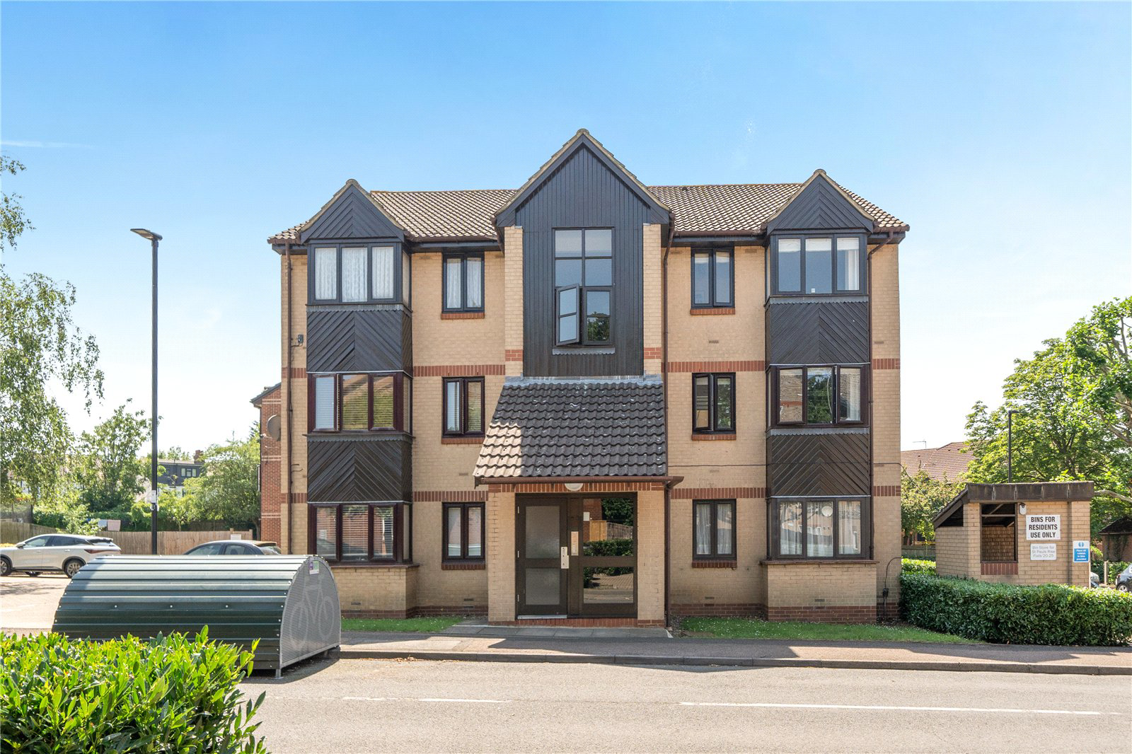 St Pauls Rise, Palmers Green, London, N13, photo 2