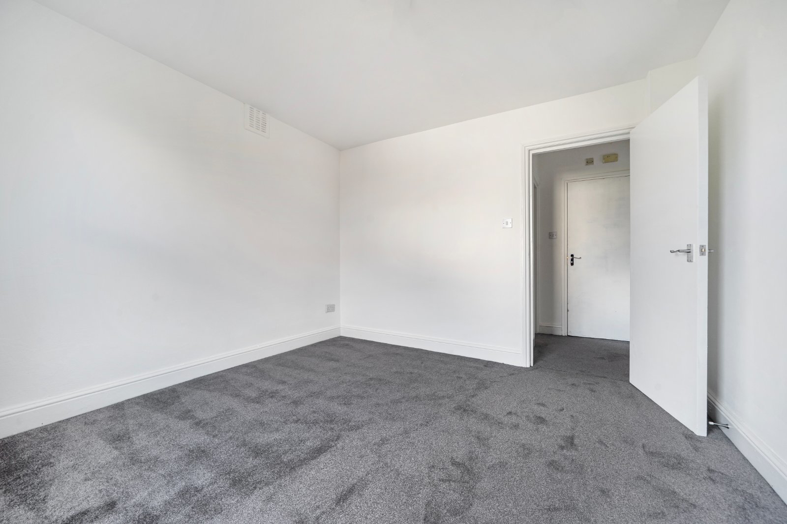 The Ridgeway, Enfield, EN2, photo 11