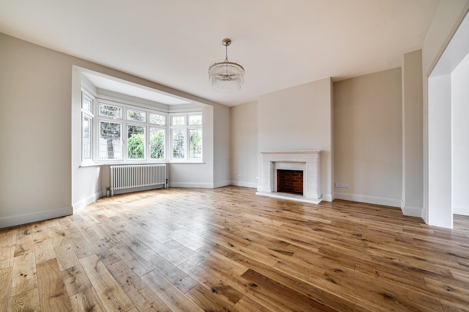 Powys Lane, Palmers Green, London, N13, photo 17
