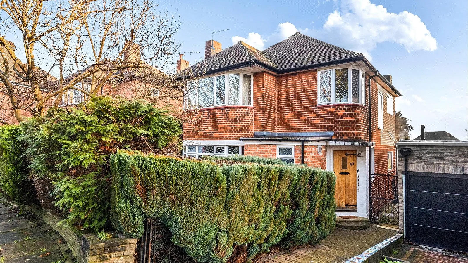 Curthwaite Gardens, Enfield, EN2
