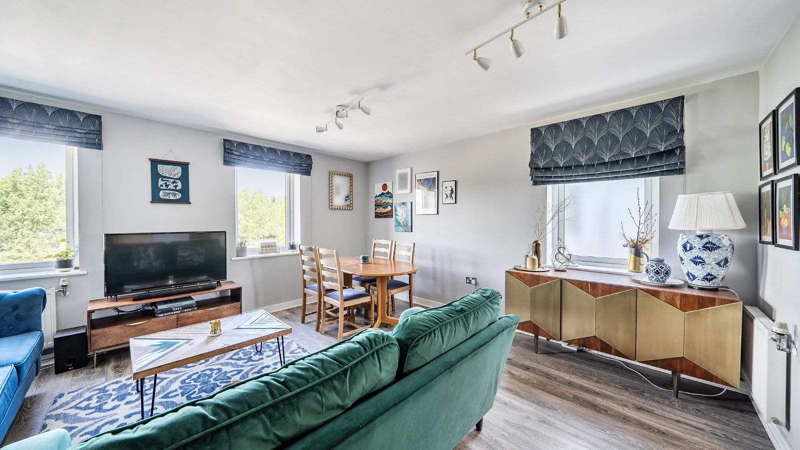 Seven Sisters Road, Hackney, London, N4