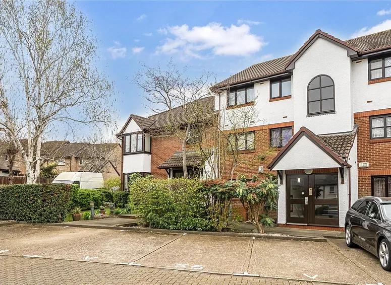 St Pauls Rise, Palmers Green, London, N13