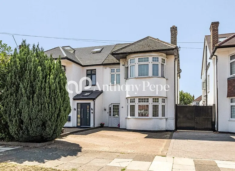 Westpole Avenue, Cockfosters, Barnet, EN4