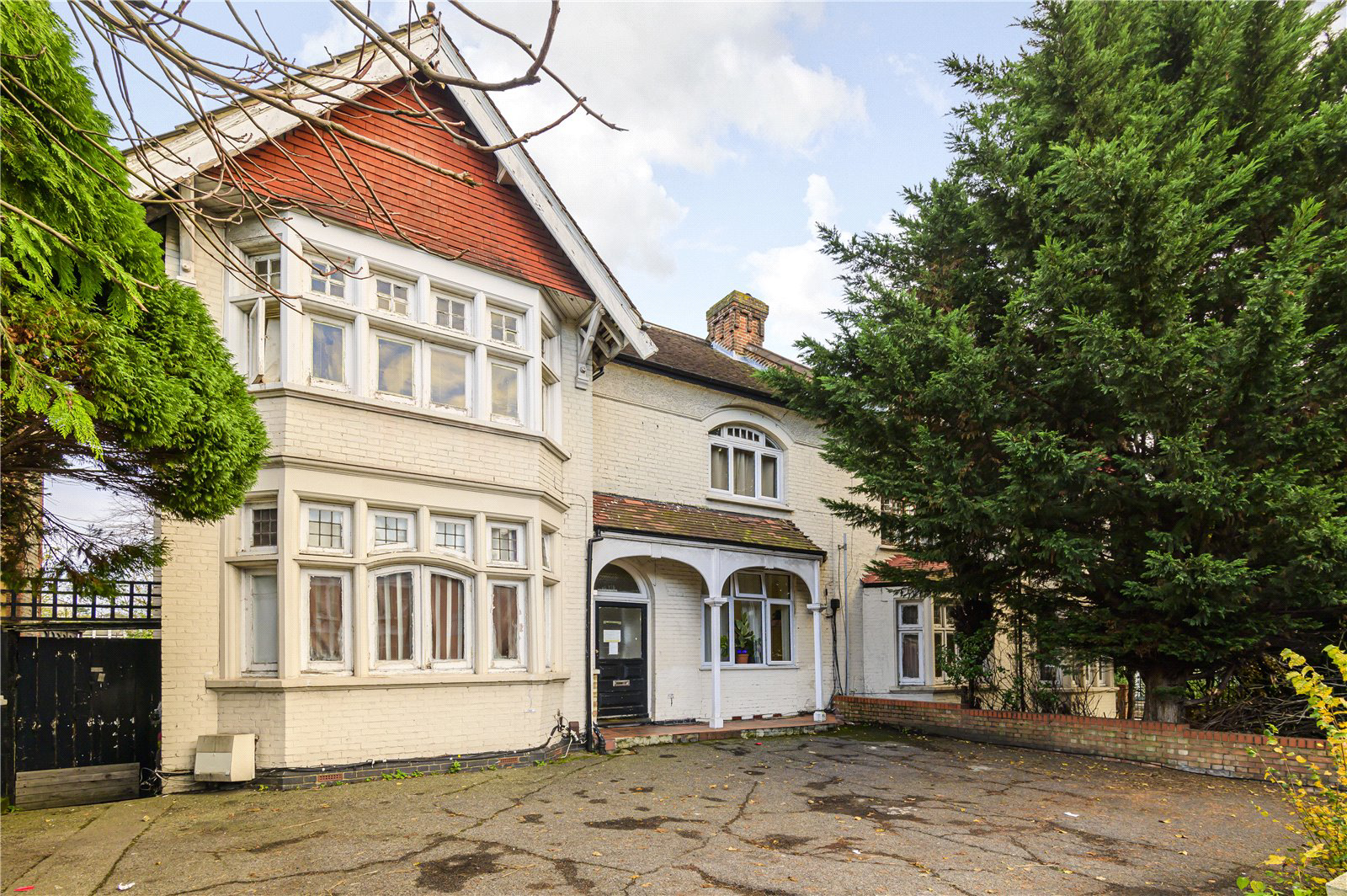 Green Lanes, Palmers Green, London, N13