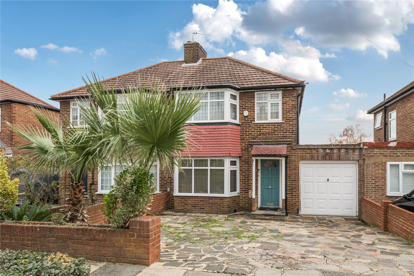 Netherby Gardens, Enfield, EN2