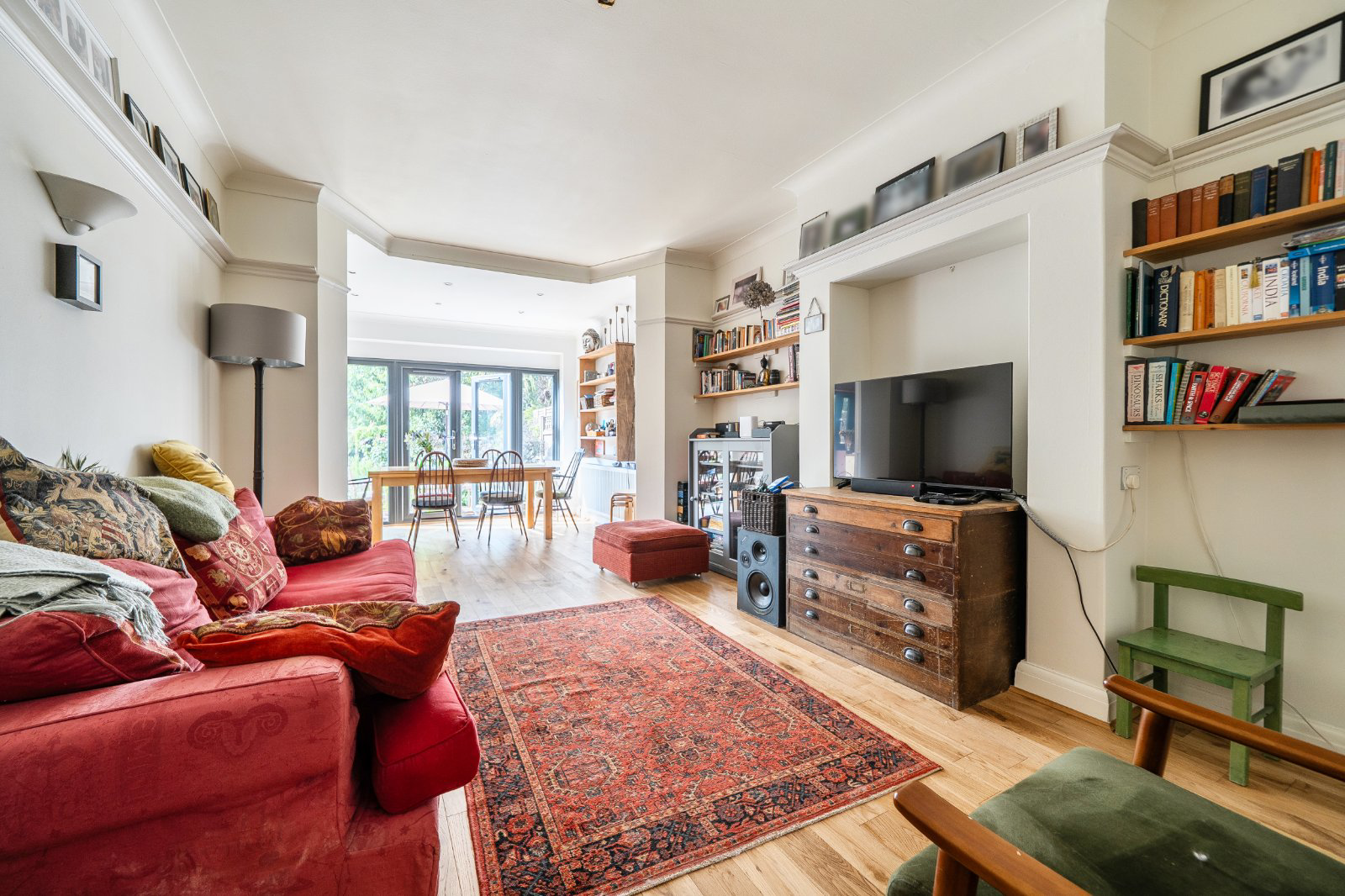 Queen Elizabeths Drive, Southgate, London, N14, photo 3
