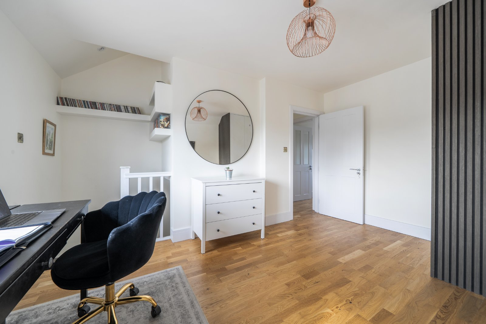 Broadfield Square, Enfield, EN1, photo 18