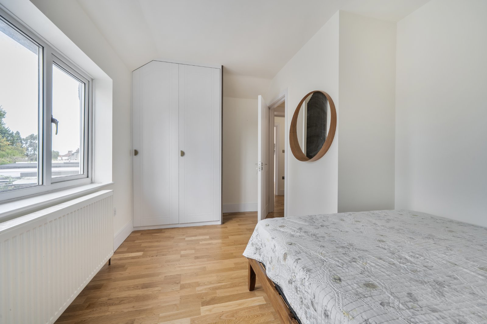 Broadfield Square, Enfield, EN1, photo 25