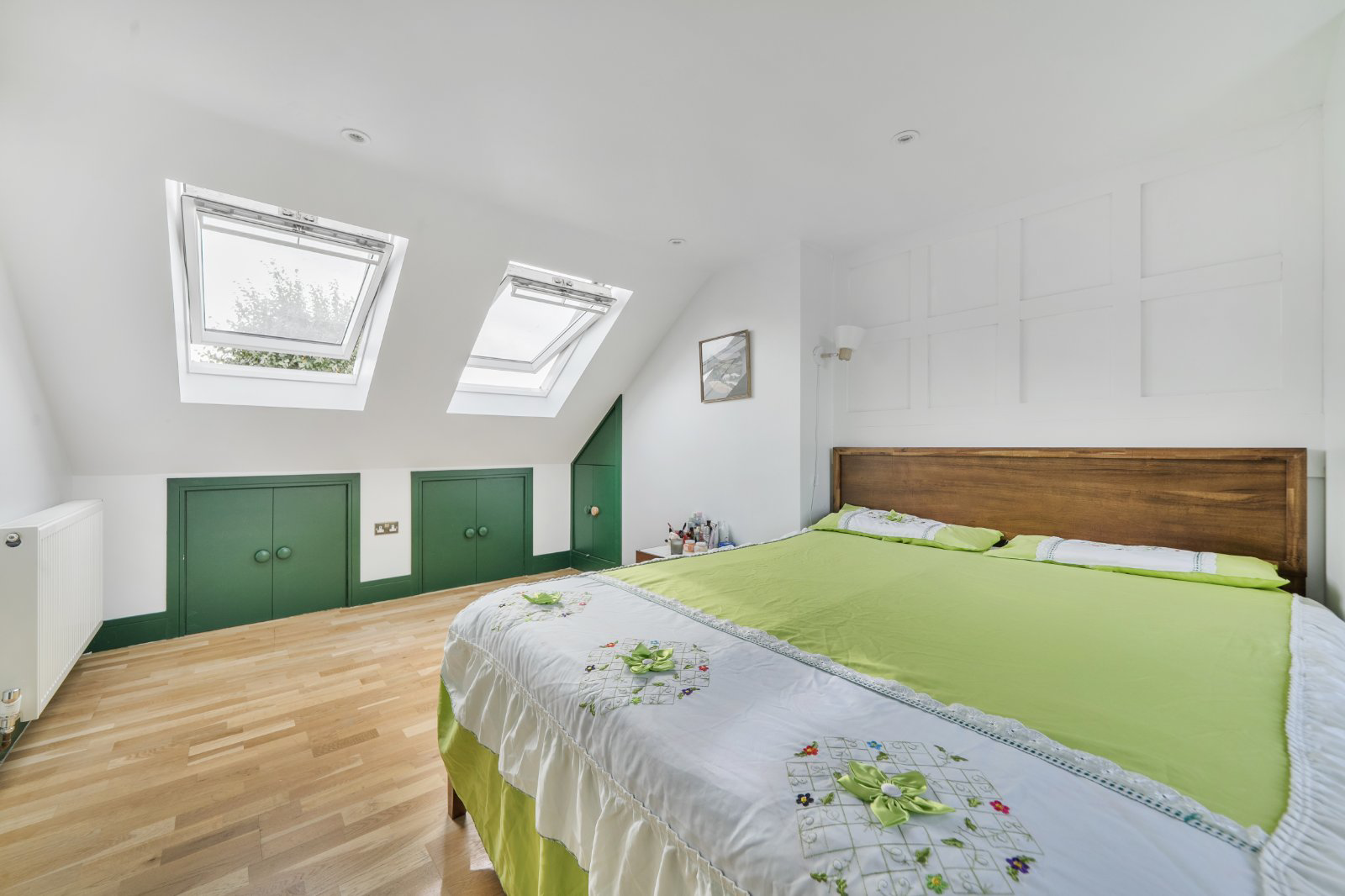 Broadfield Square, Enfield, EN1, photo 11