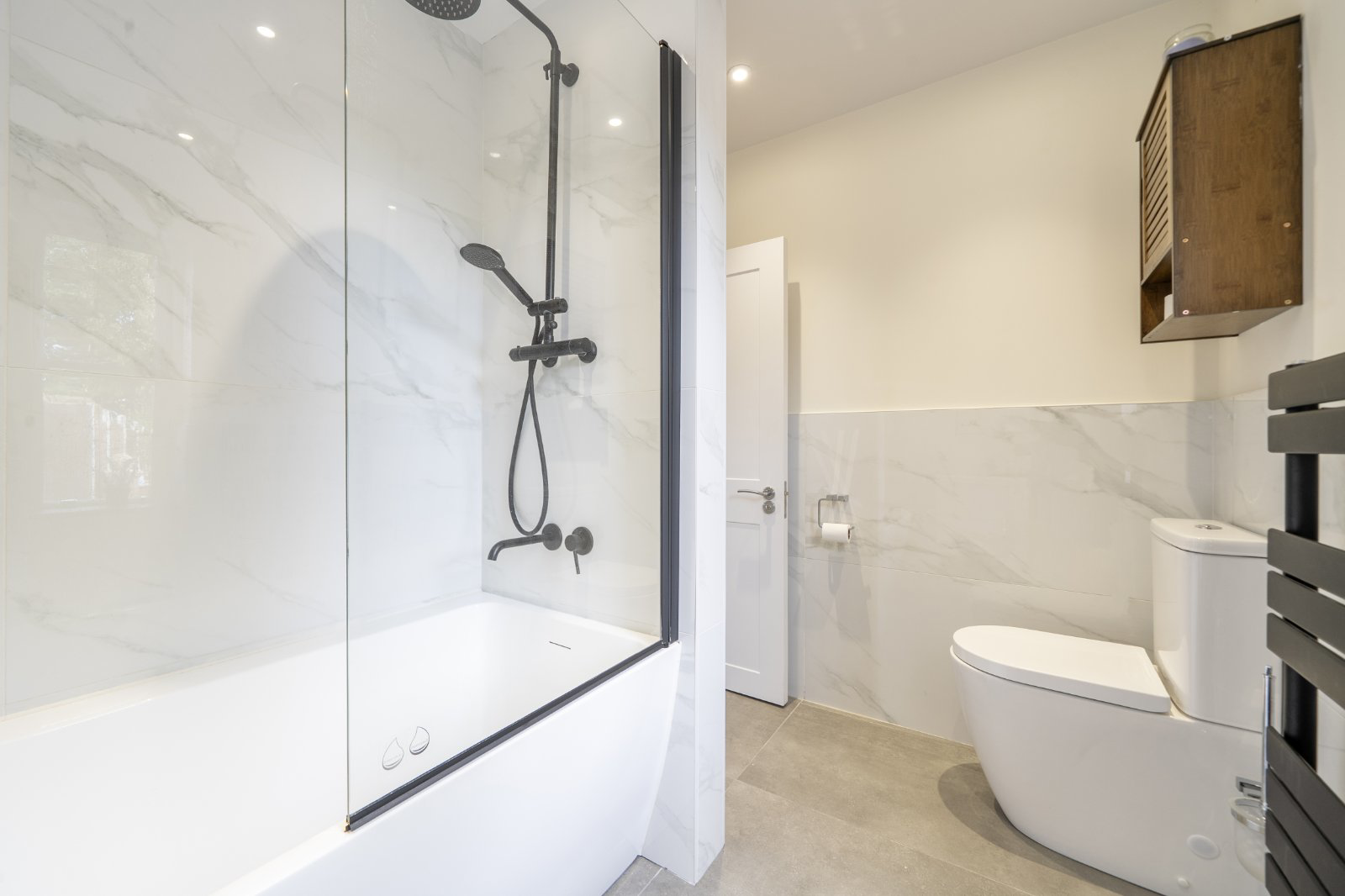 Broadfield Square, Enfield, EN1, photo 21
