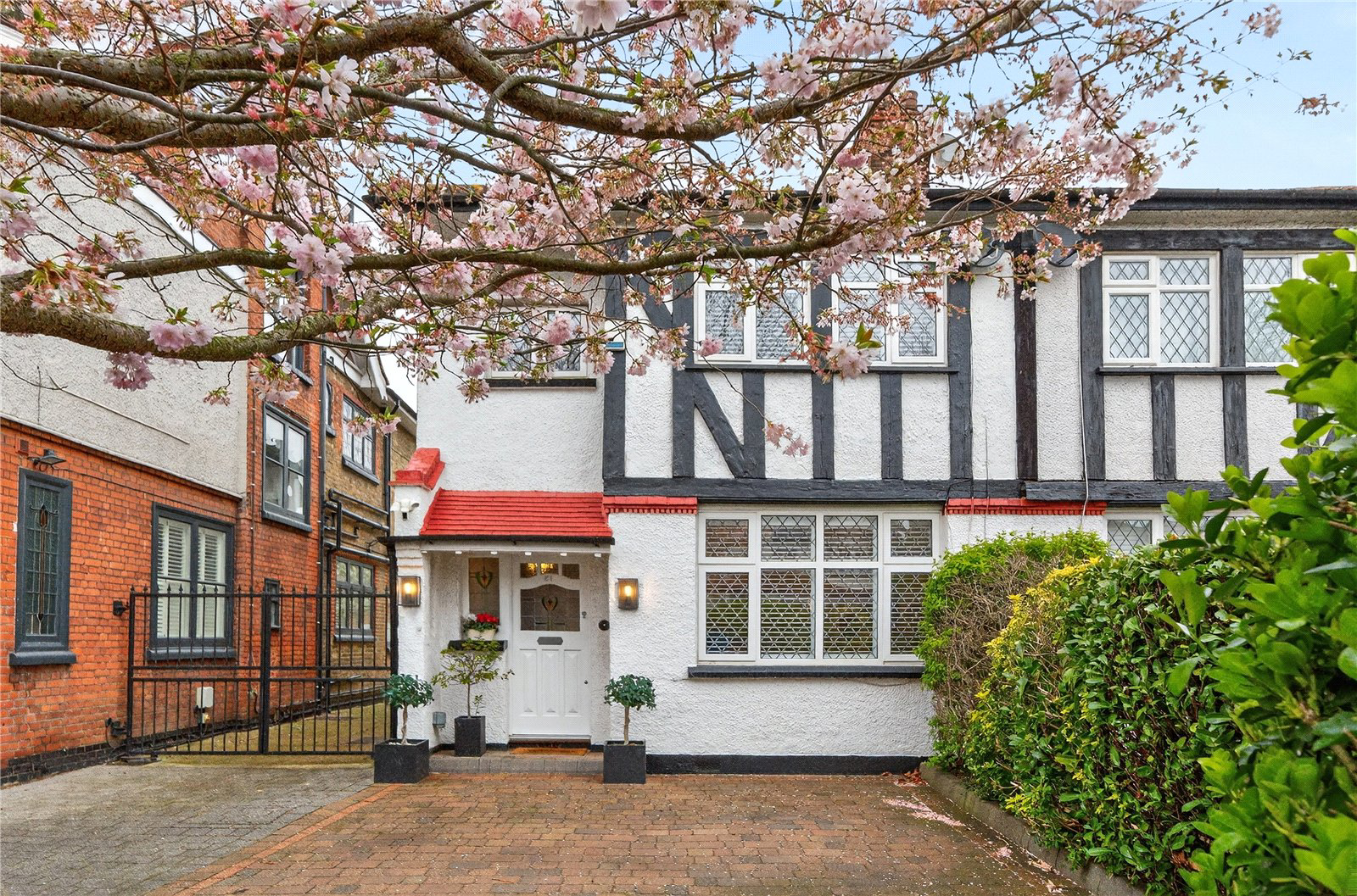 Park Avenue, Enfield, EN1, photo 27