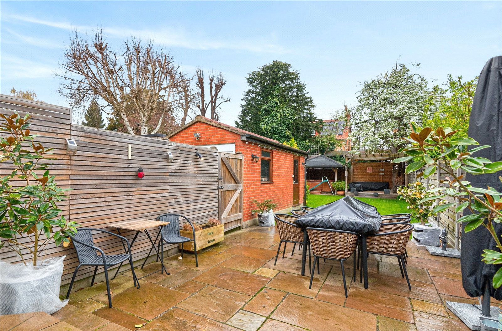 Park Avenue, Enfield, EN1, photo 13
