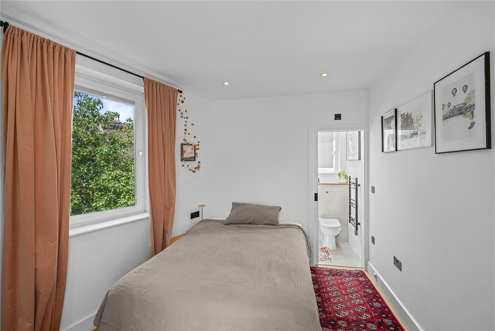 Roslyn Road, South Tottenham, London, N15, photo 29