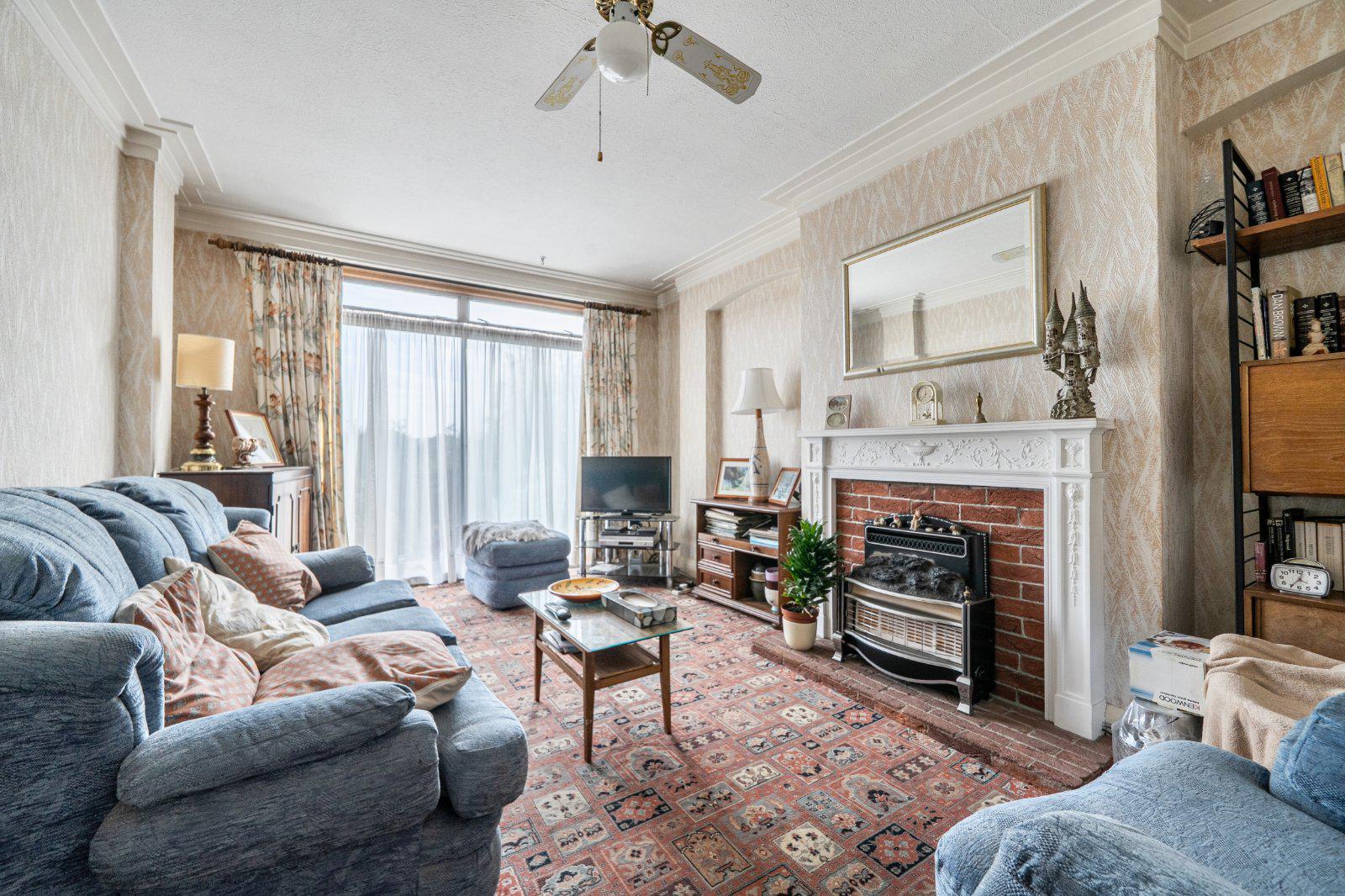 Brycedale Crescent, Southgate, London, N14, photo 3