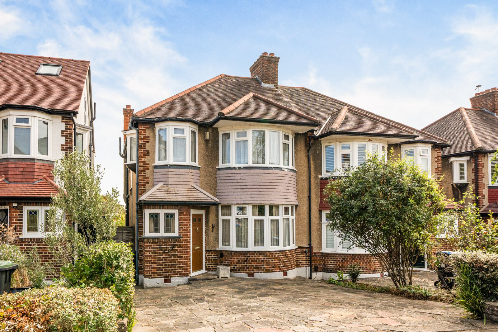 Brycedale Crescent, Southgate, London, N14