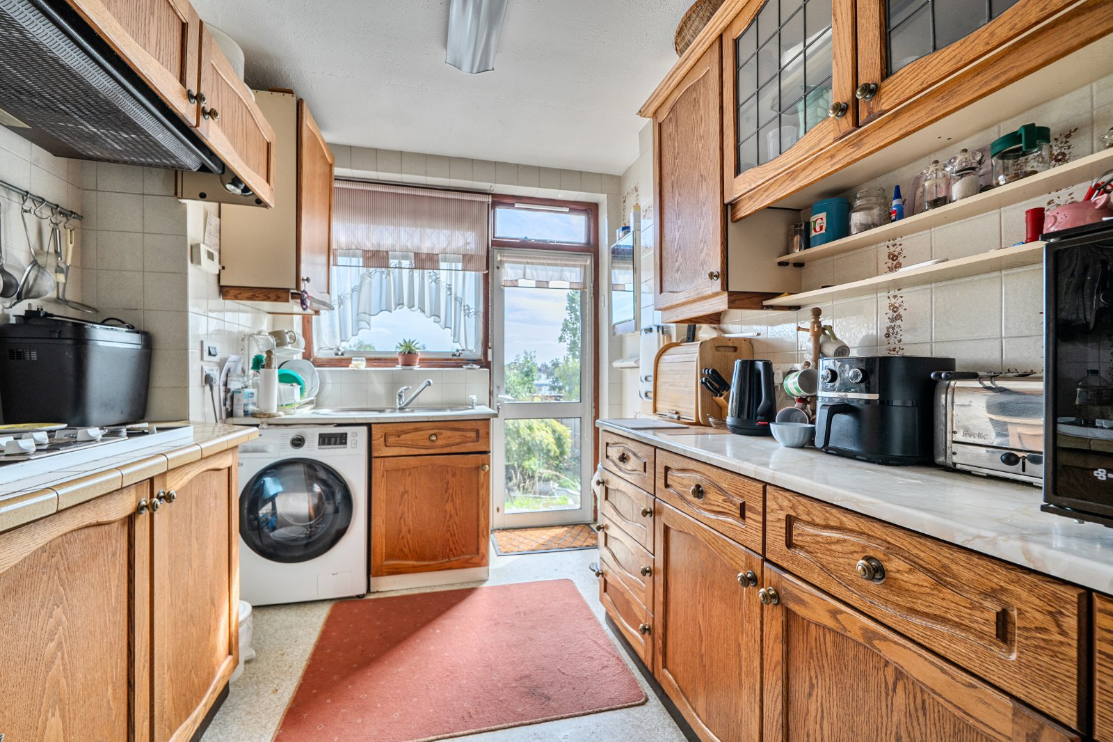 Brycedale Crescent, Southgate, London, N14, photo 4
