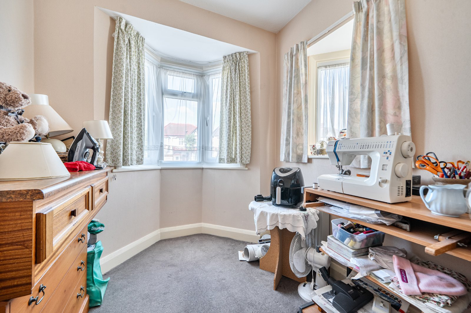 Brycedale Crescent, Southgate, London, N14, photo 8