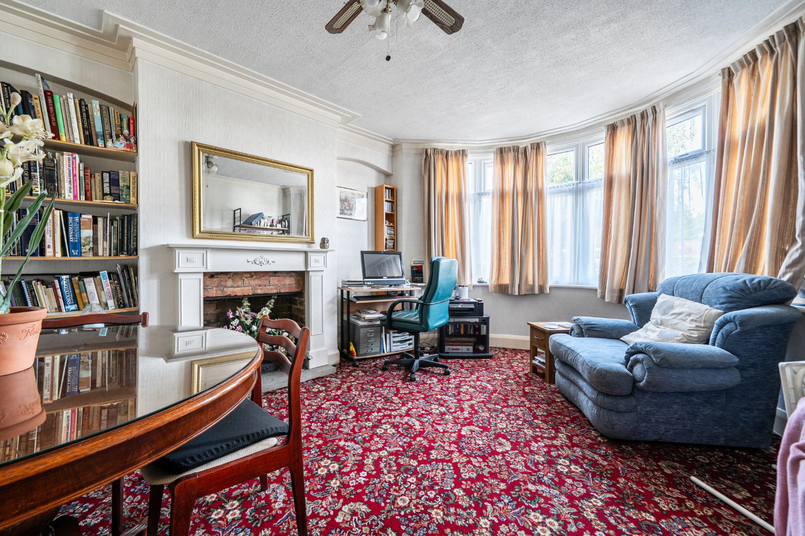 Brycedale Crescent, Southgate, London, N14, photo 2