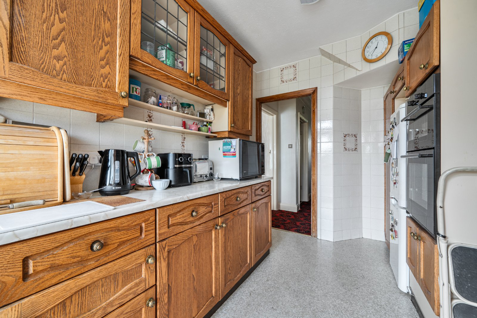 Brycedale Crescent, Southgate, London, N14, photo 11