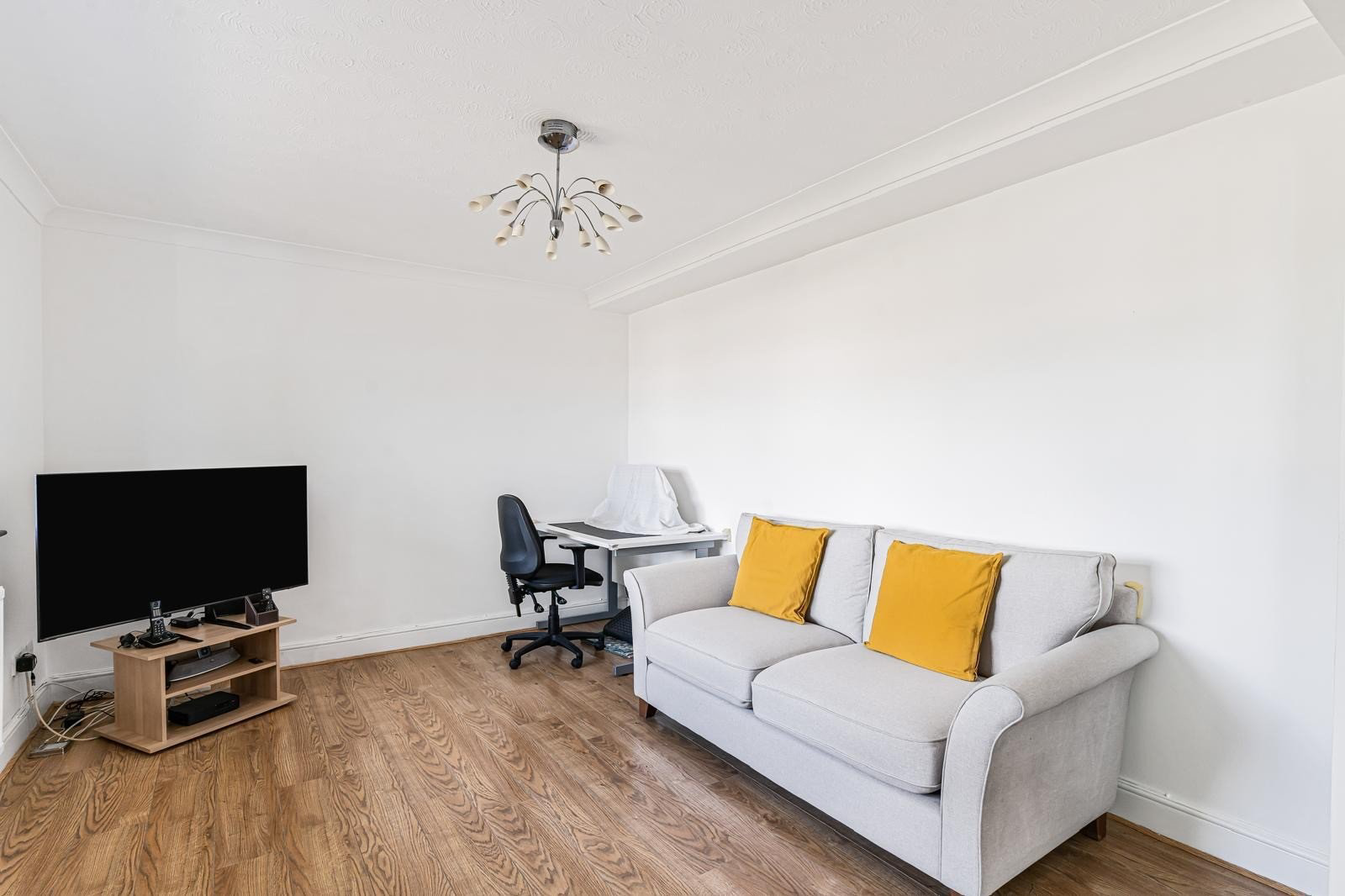 Oak Lodge, 50 Eversley Park Road, London, N21, photo 11
