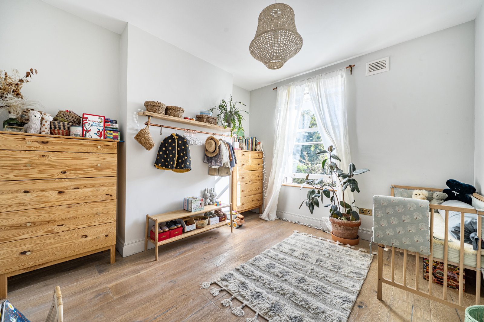 Beaconsfield Road, London, N15, photo 10