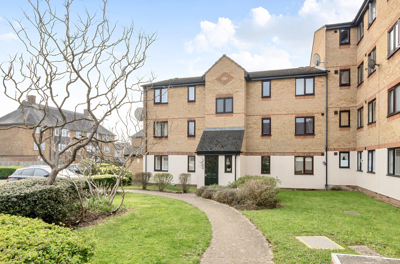 Linwood Crescent, Enfield, EN1