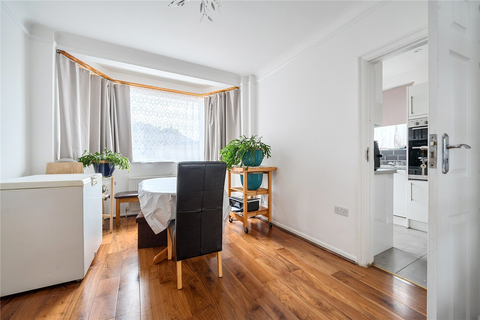 The Larches, Palmers Green, London, N13, photo 13