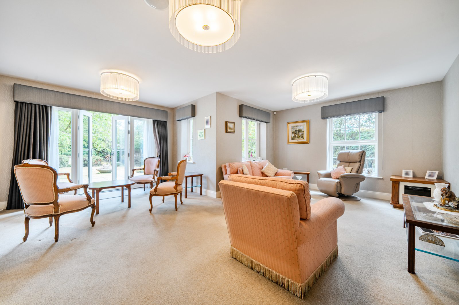 Lightoller House, Bolingbroke Close, Cockfosters, EN4, photo 2