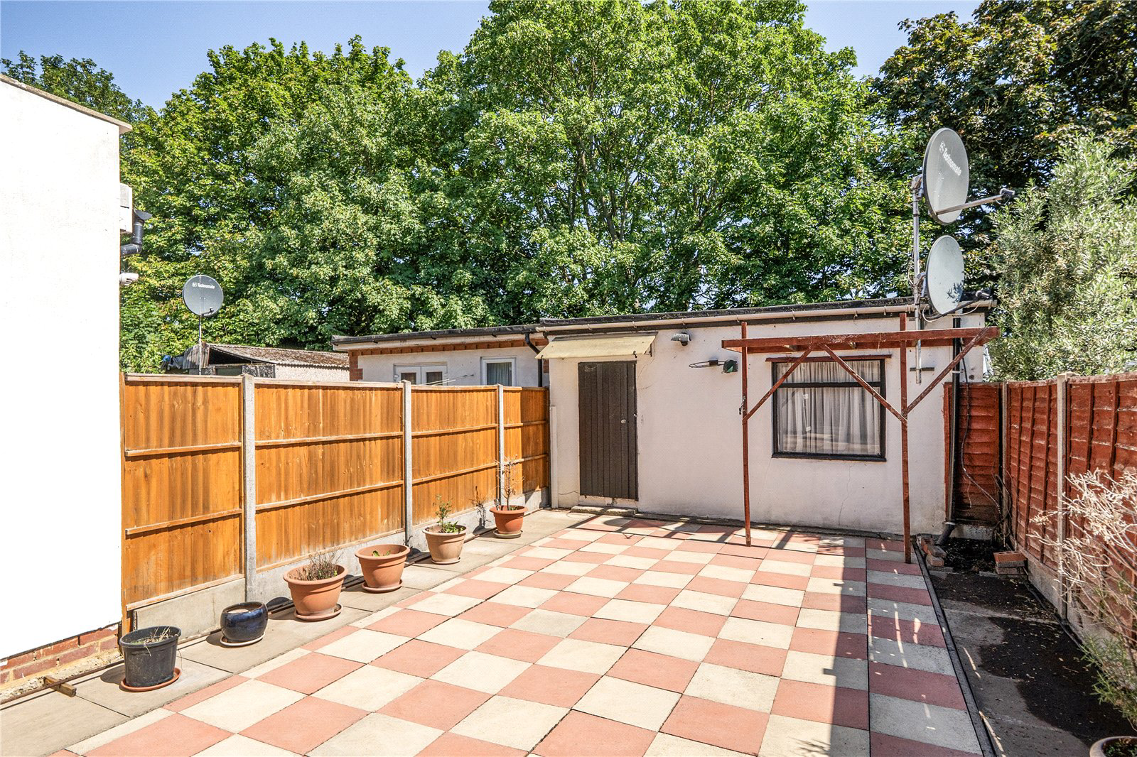 The Fairway, Palmers Green, London, N13, photo 12