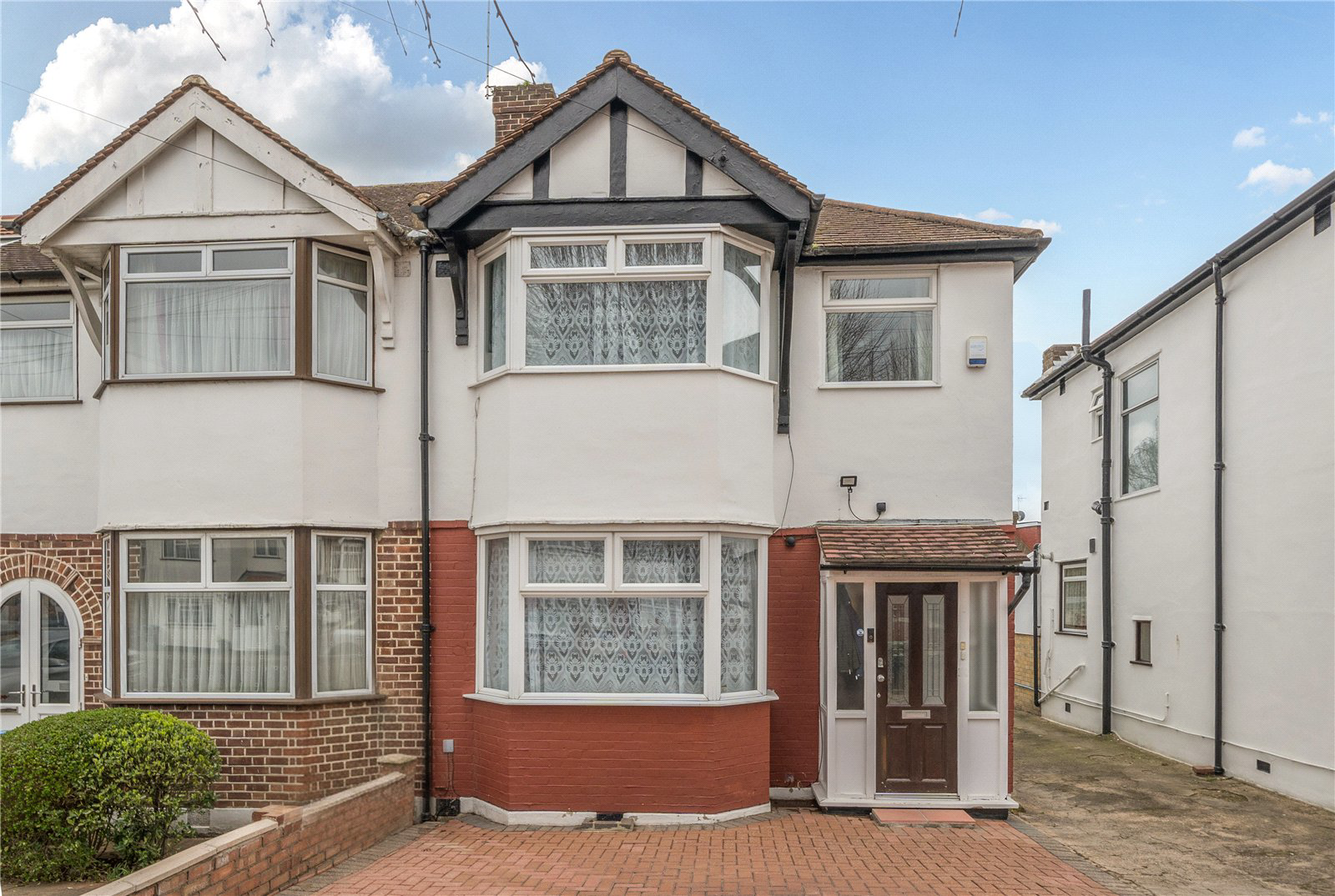 The Larches, Palmers Green, London, N13, photo 17