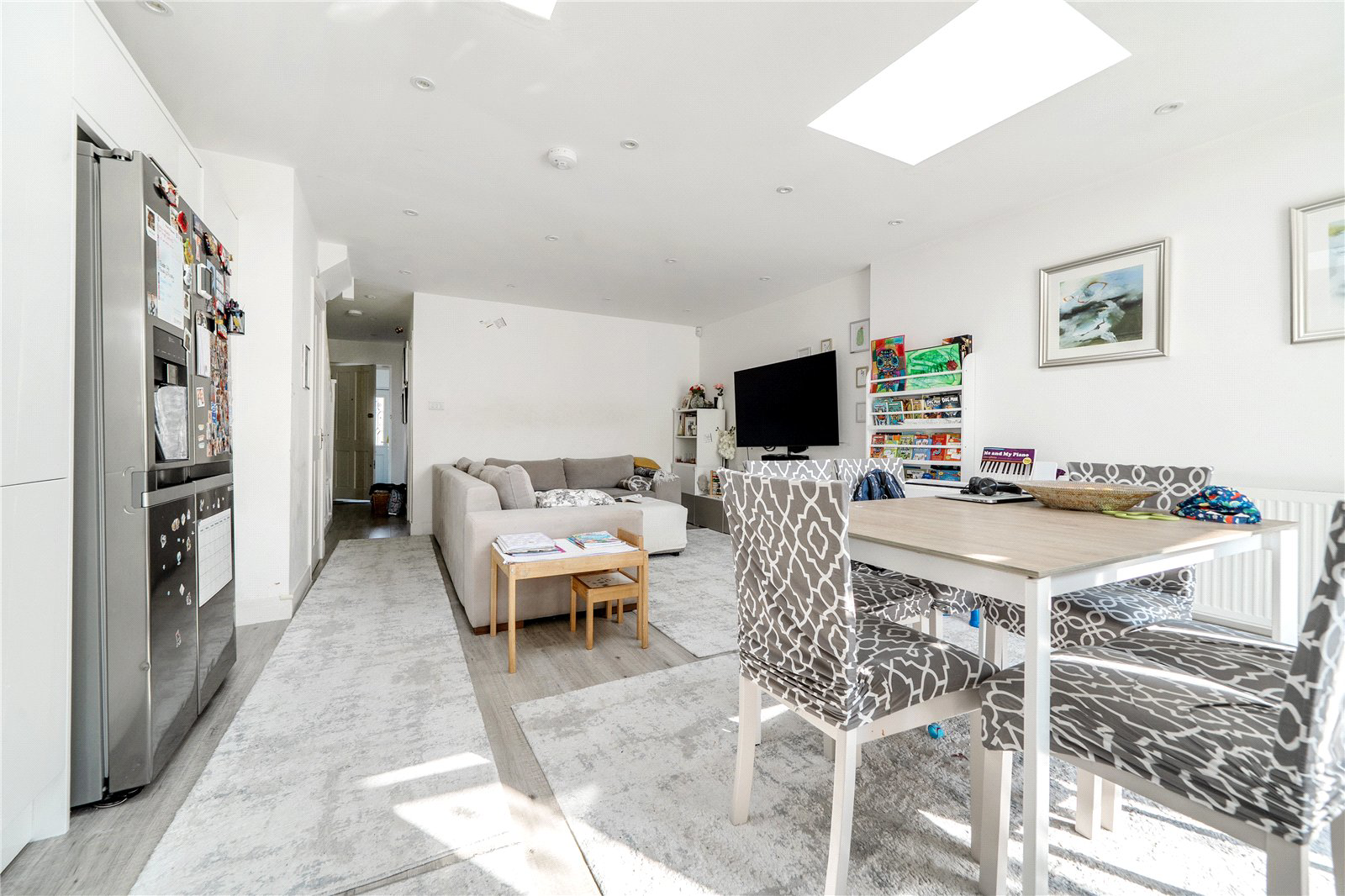 Kenilworth Crescent, Enfield, EN1, photo 2