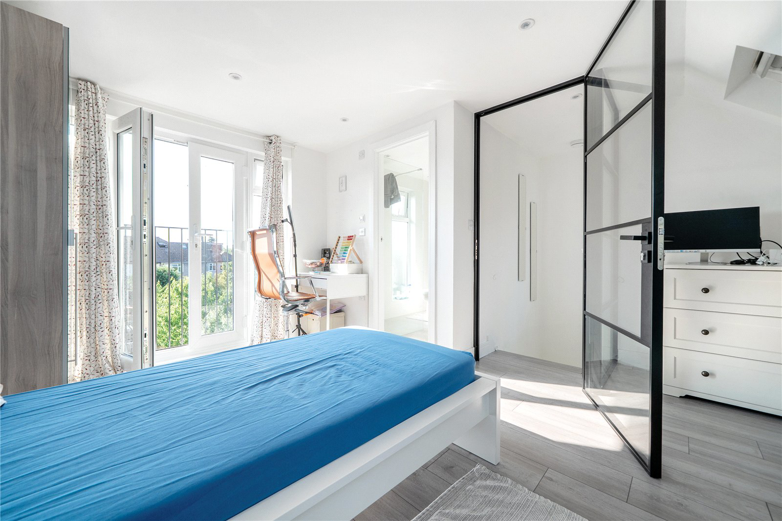 Kenilworth Crescent, Enfield, EN1, photo 9