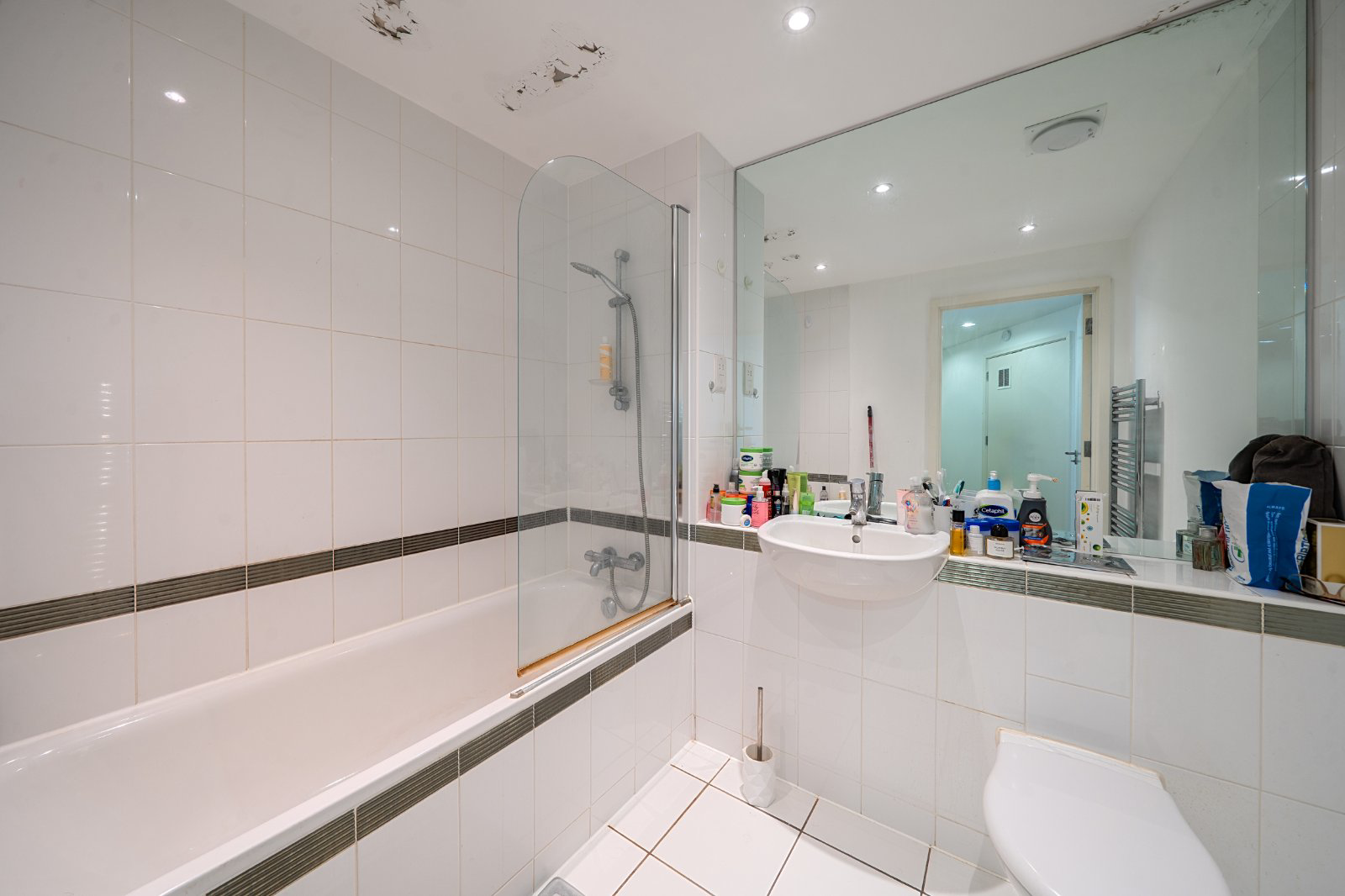 Buckler Court, Eden Grove, London, N7, photo 9