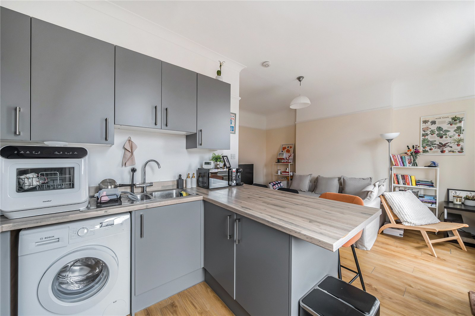 Junction Road, London, N19, photo 14