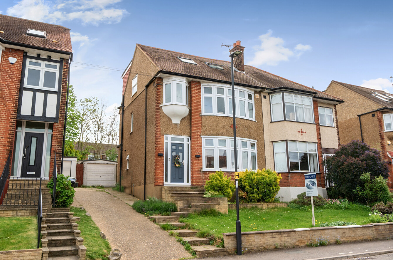 Slades Gardens, Enfield, EN2