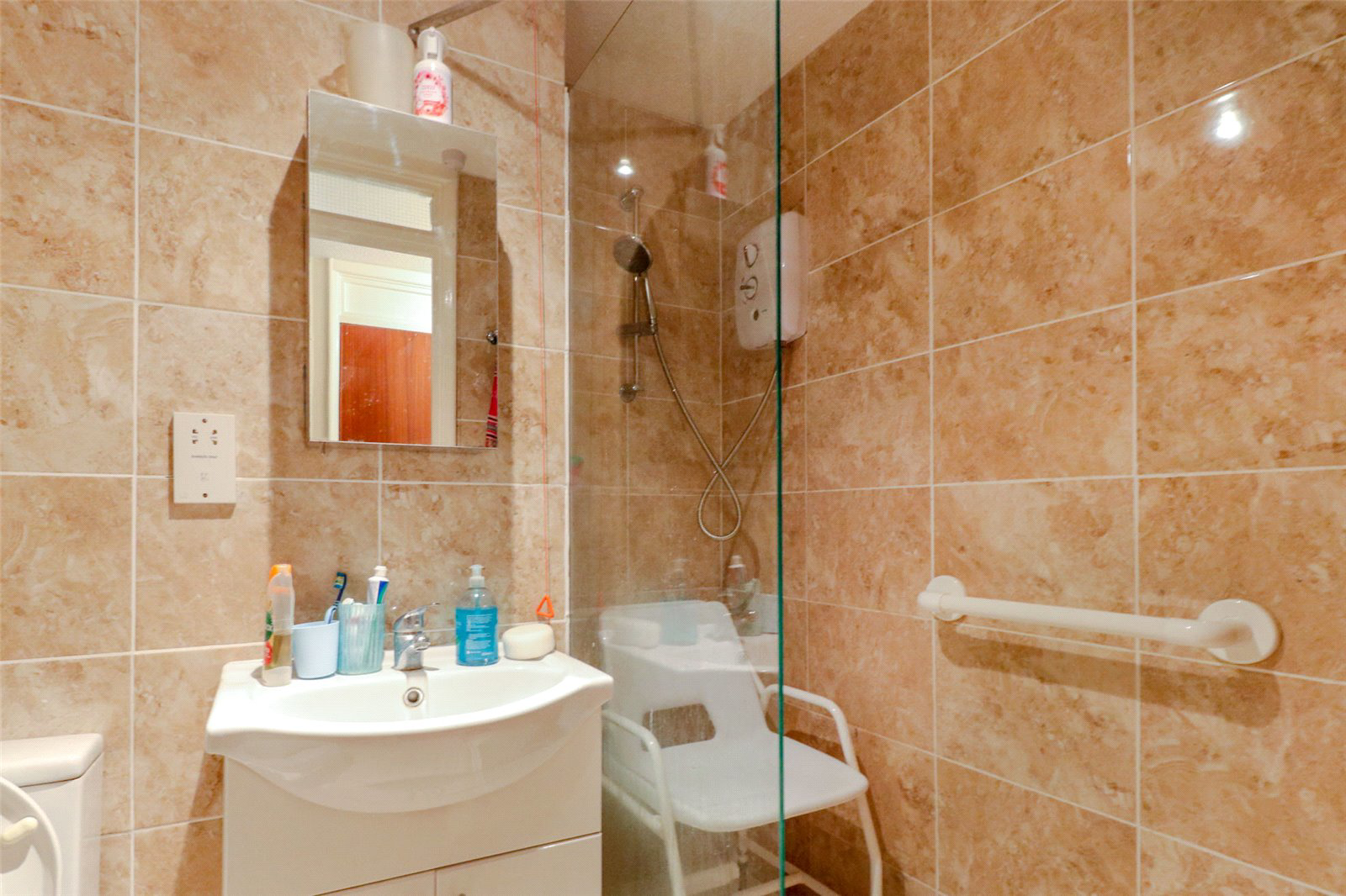 Oakdene House, 4 Bycullah Road, Enfield, EN2, photo 9