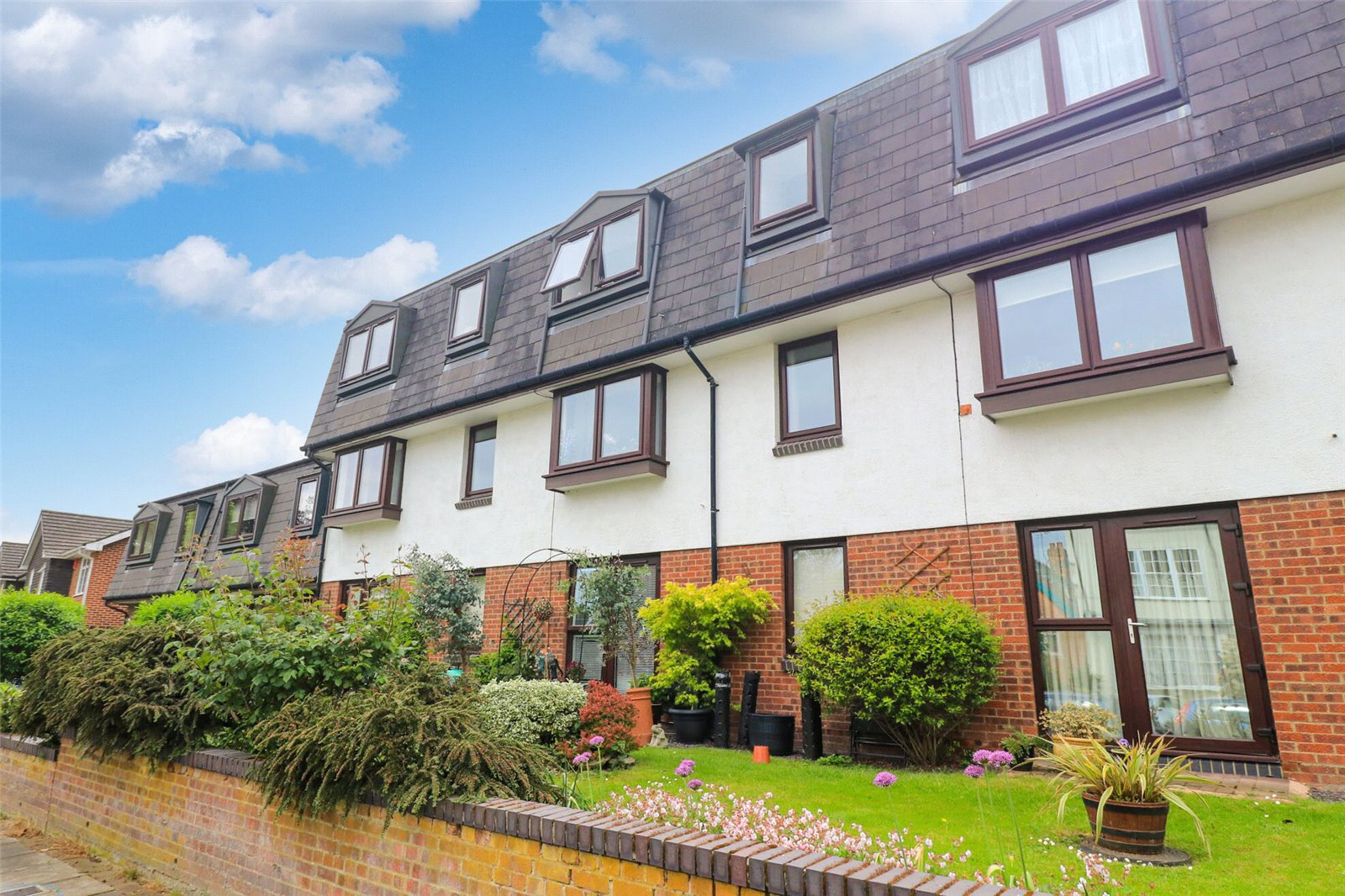 Oakdene House, 4 Bycullah Road, Enfield, EN2, photo 12