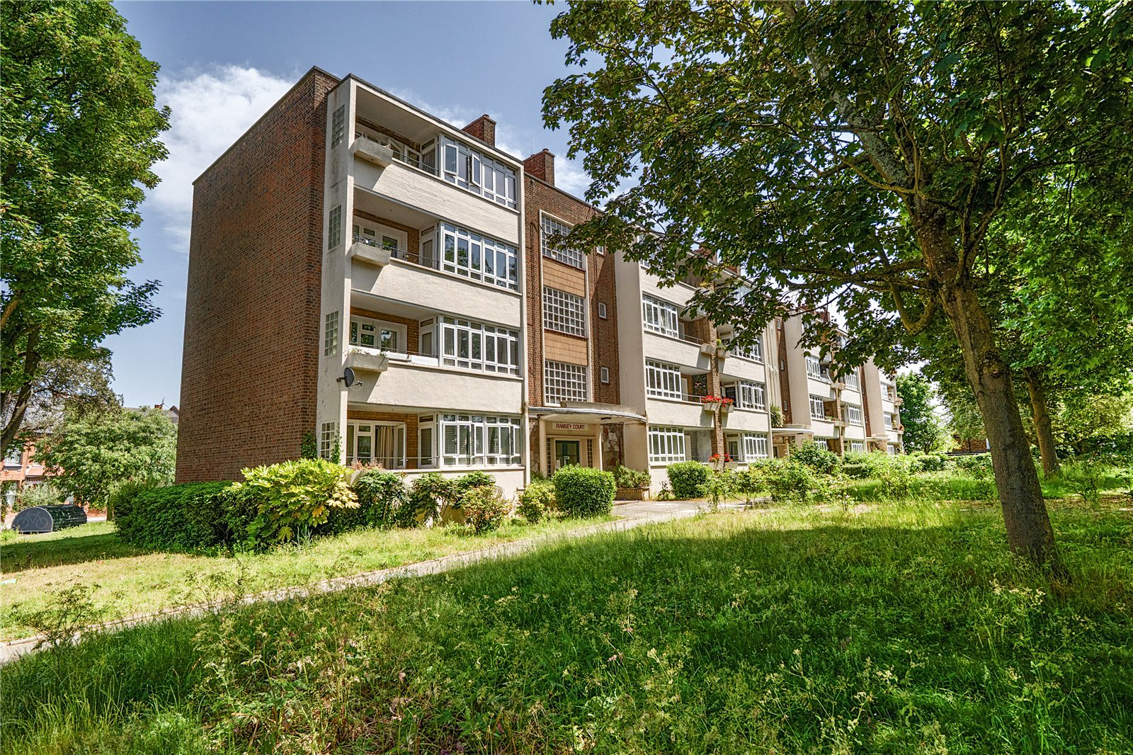 Park Road, London, N8