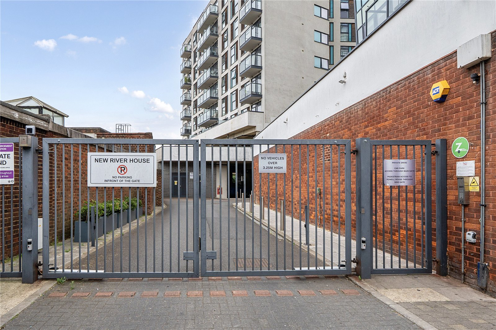 Dunstan Mews, Enfield, EN1, photo 23