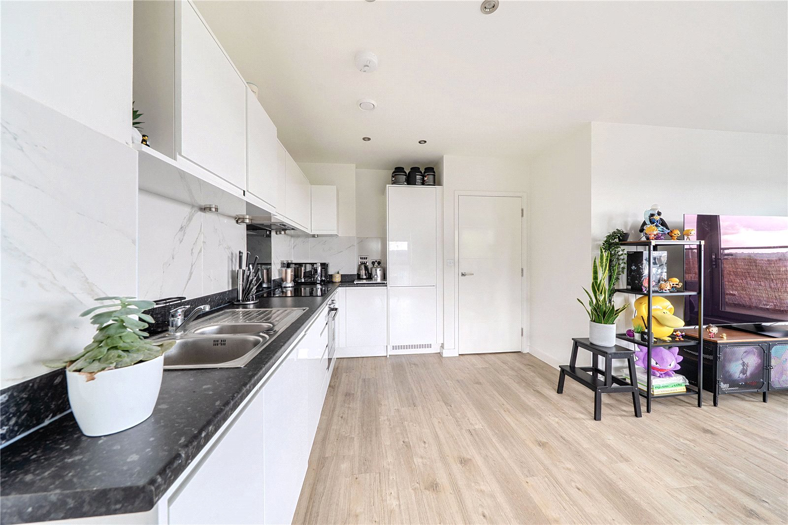 Rowland Road, Tottenham, London, N17, photo 13