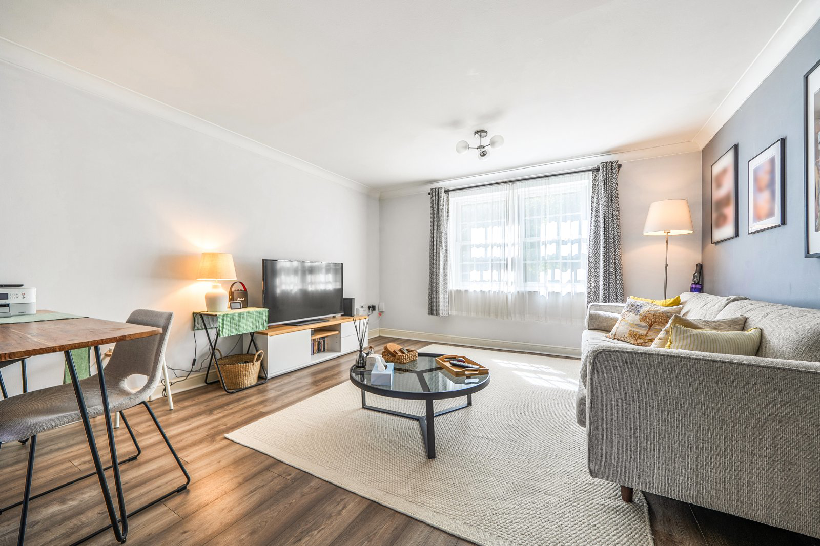 Blackwell Close, Winchmore Hill, London, N21