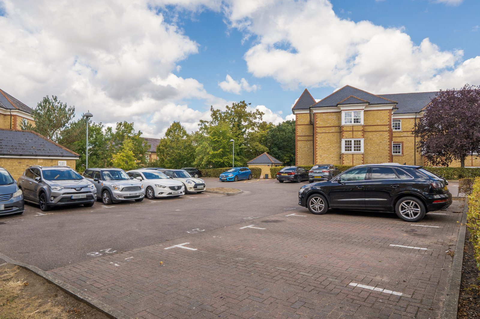 Blackwell Close, Winchmore Hill, London, N21, photo 18