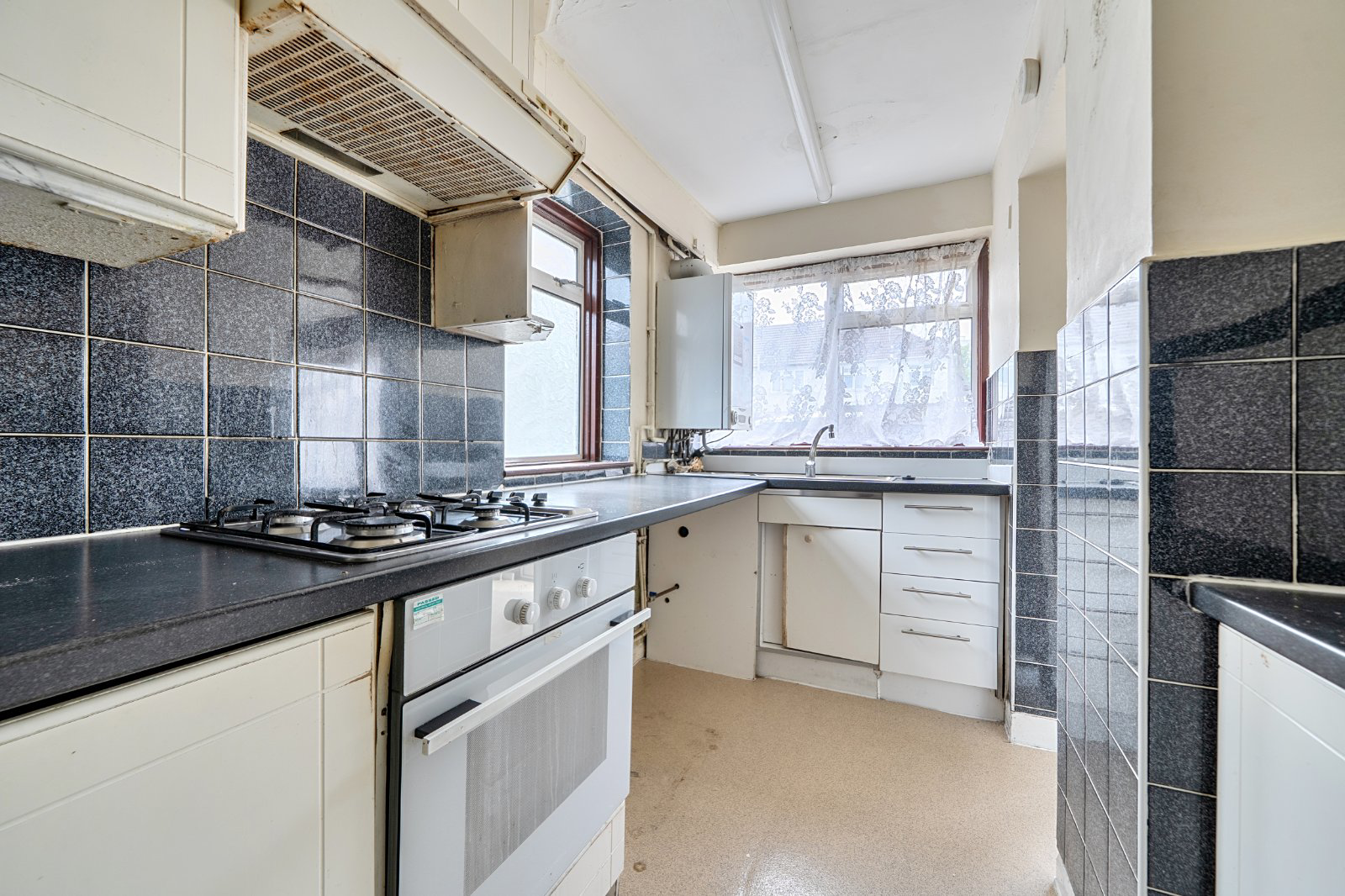 Hampshire Close, Edmonton, London, N18, photo 8