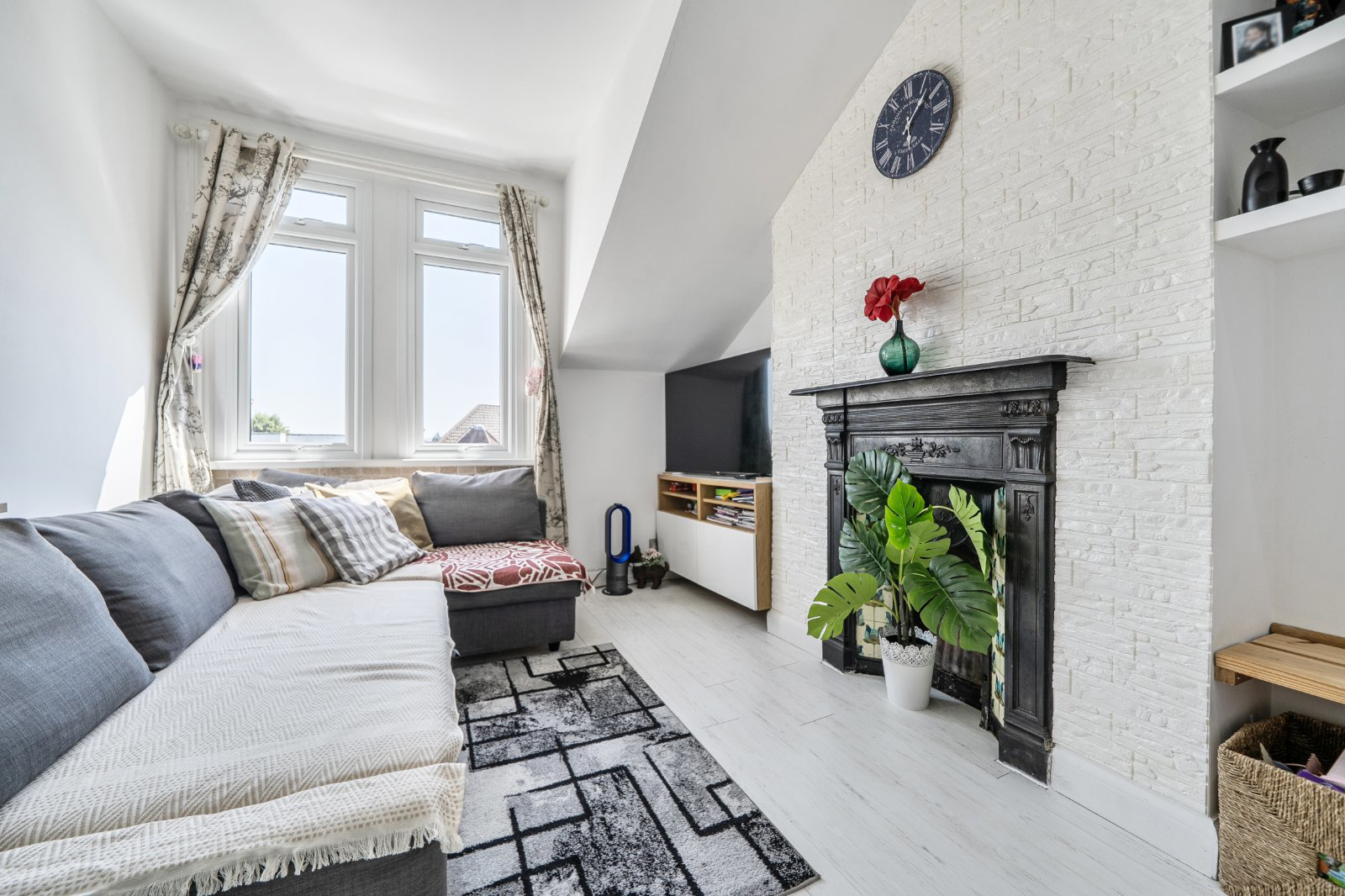 Park Avenue, Palmers Green, London, N13, photo 20