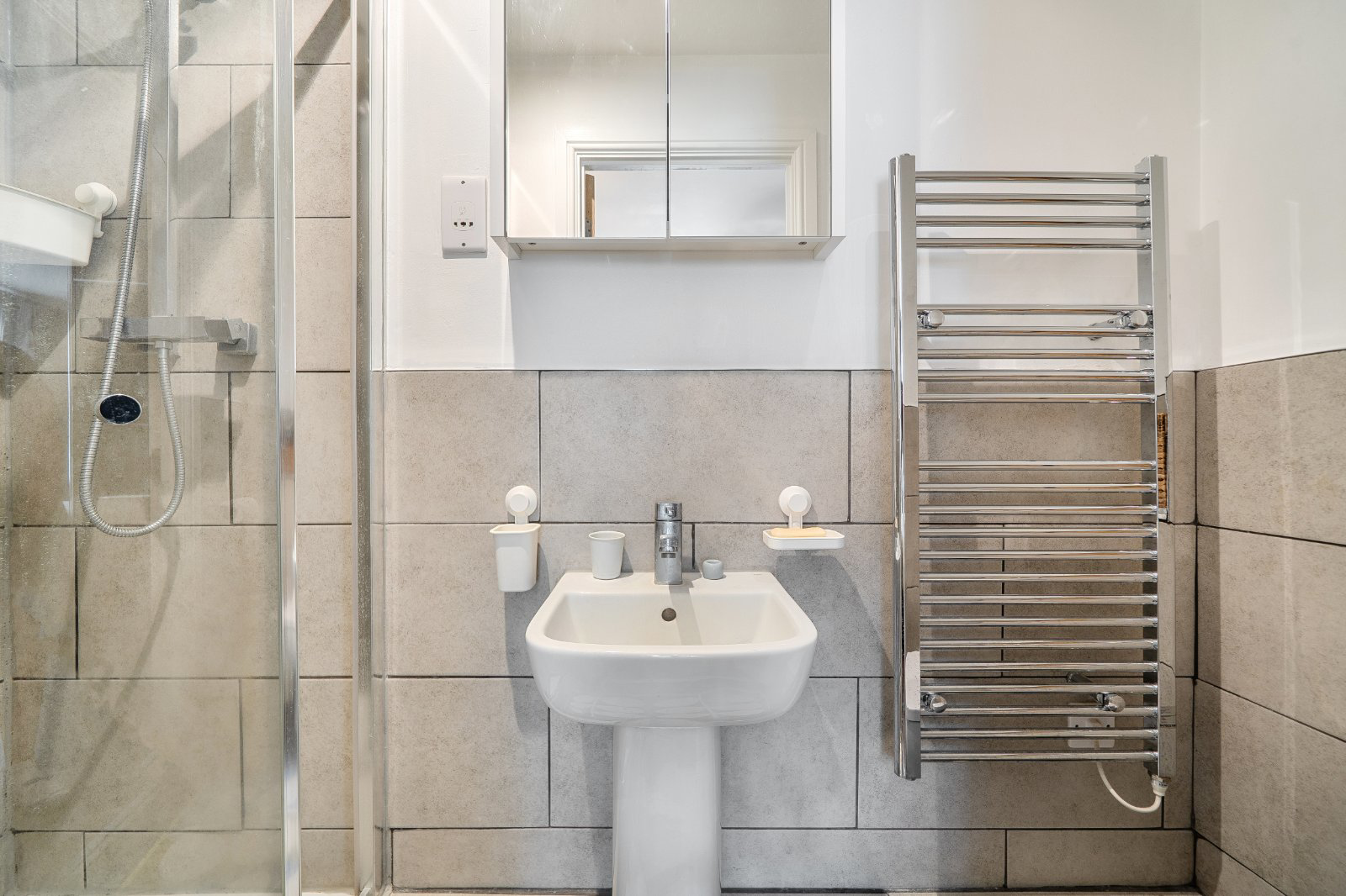 Blackwell Close, Winchmore Hill, London, N21, photo 10