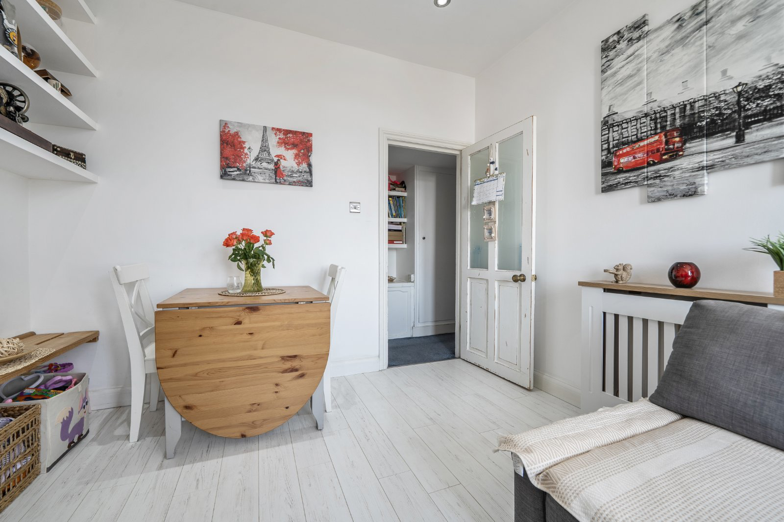 Park Avenue, Palmers Green, London, N13, photo 17