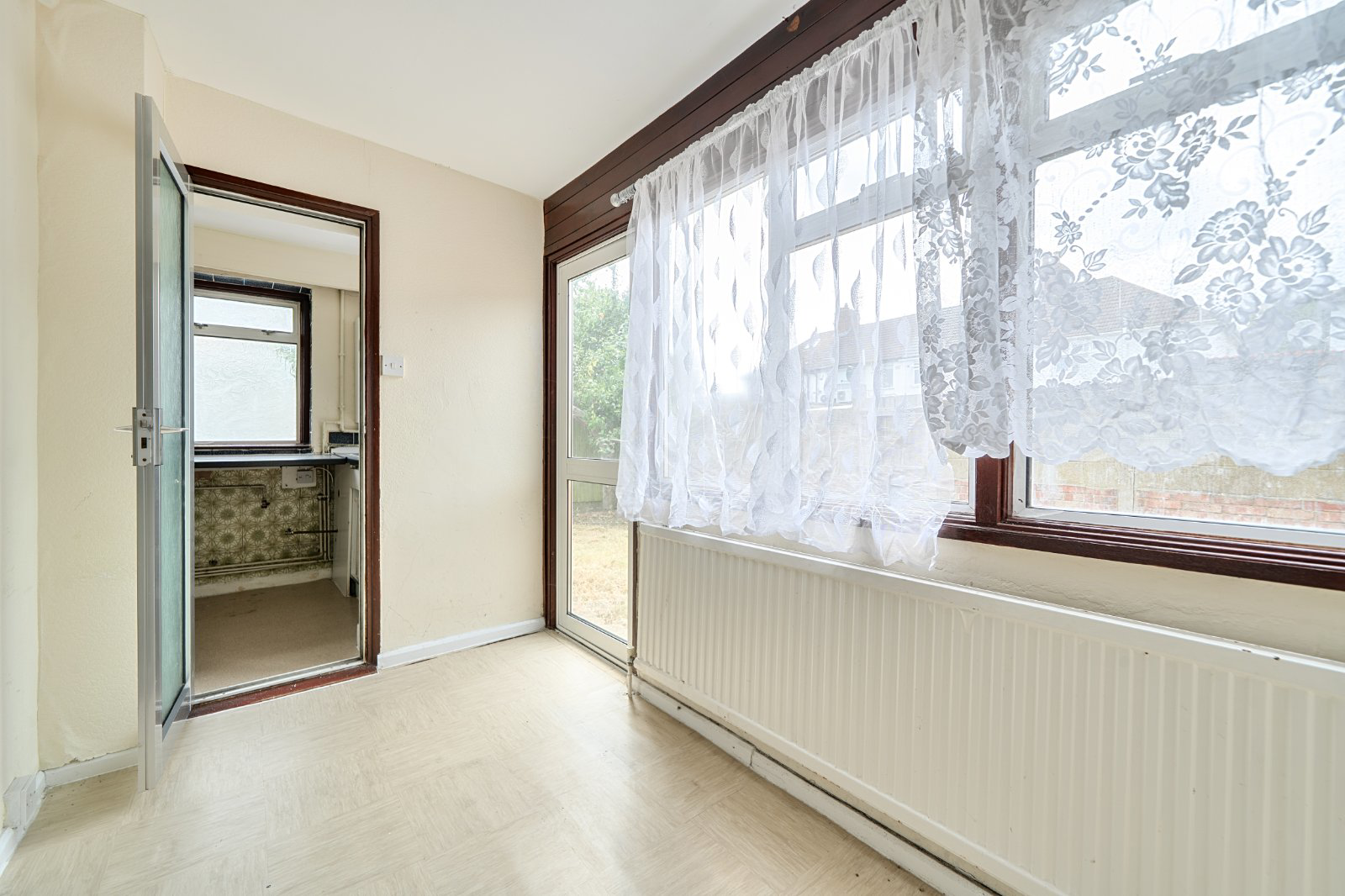 Hampshire Close, Edmonton, London, N18, photo 12