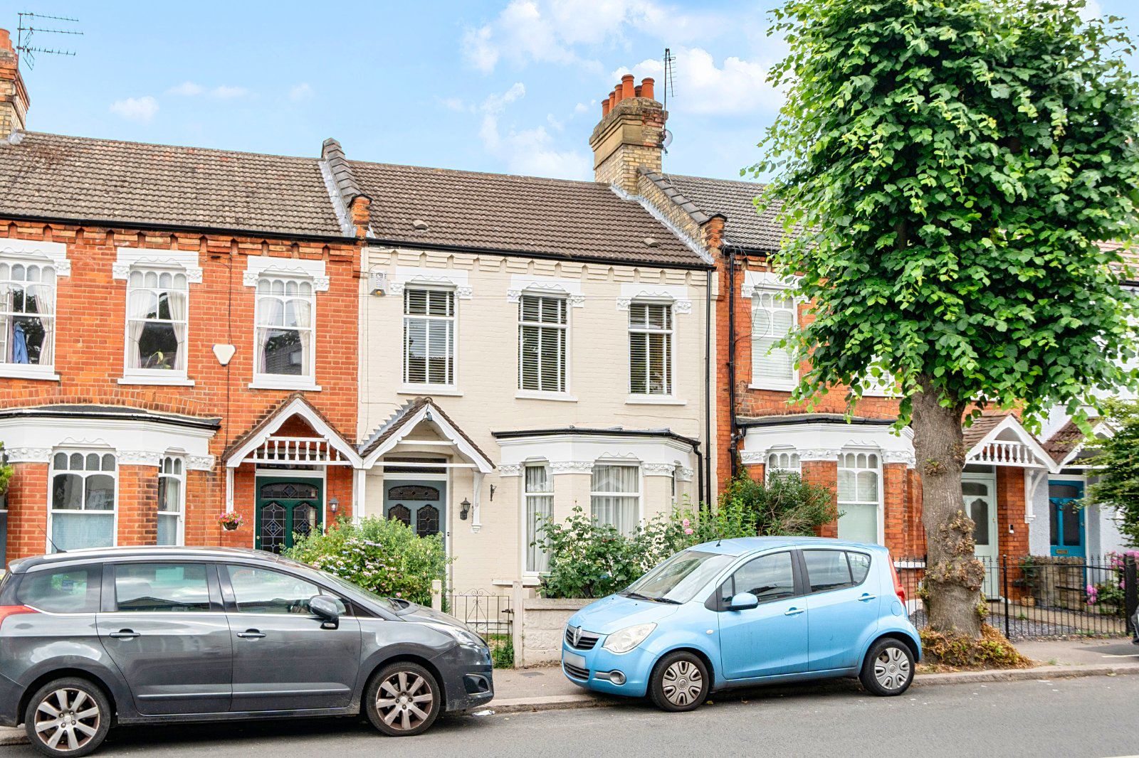 Hoppers Road, Winchmore Hill, London, N21, photo 2
