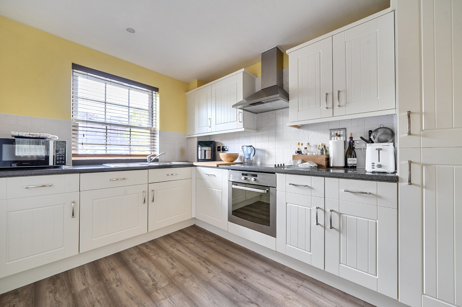 Blackwell Close, Winchmore Hill, London, N21, photo 9