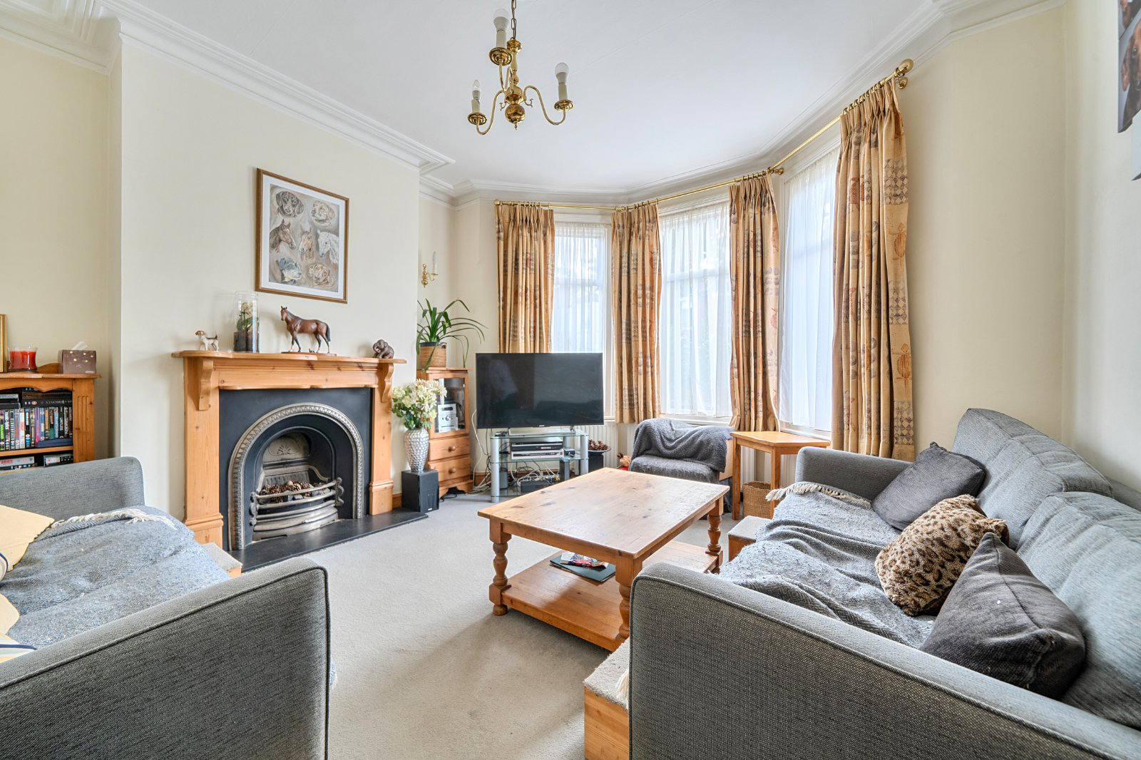Hoppers Road, Winchmore Hill, London, N21, photo 15